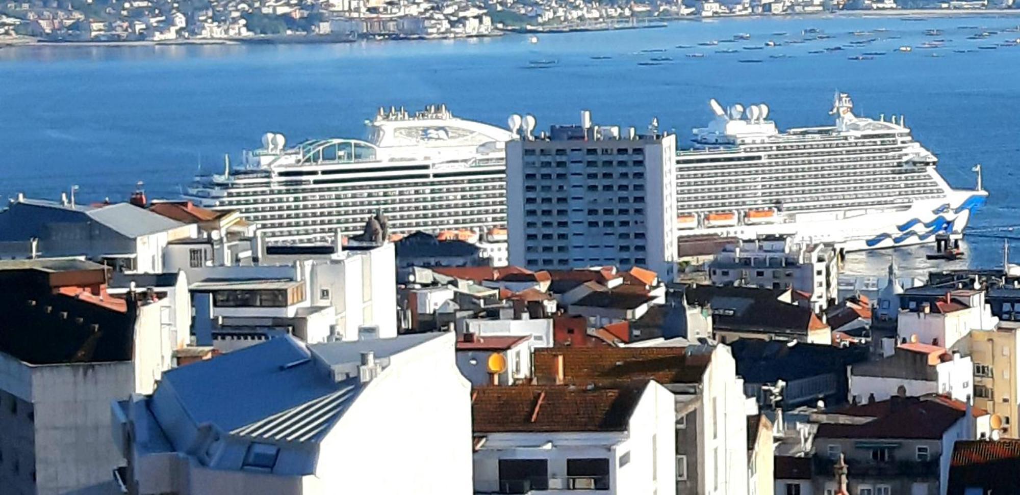 Ferienwohnung Vistas A La Ria Y Garaje En El Castro, Centro Vigo Exterior foto